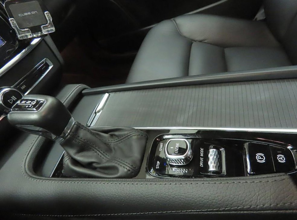 볼보 S90 T5 인스크립션 사진 13