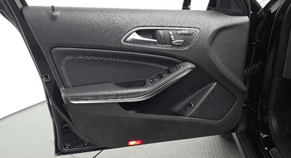 벤츠 GLA 클래스 GLA220 사진 10