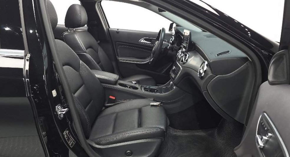 벤츠 GLA 클래스 GLA220 사진 11