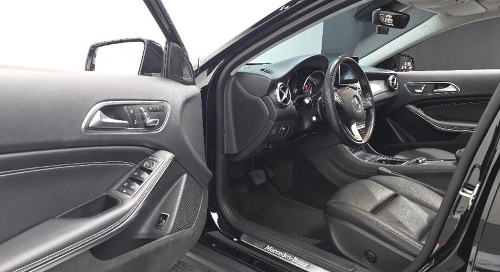 벤츠 GLA 클래스 GLA220 사진 13