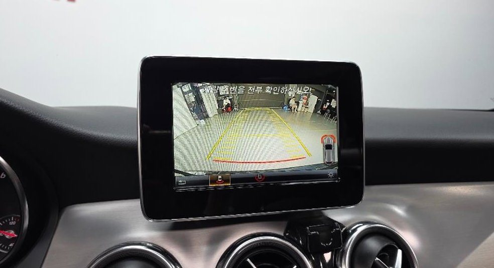 벤츠 GLA 클래스 GLA220 사진 16