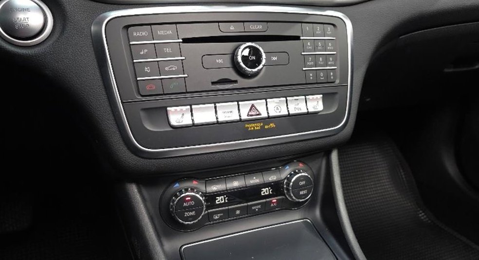 벤츠 GLA 클래스 GLA220 사진 17