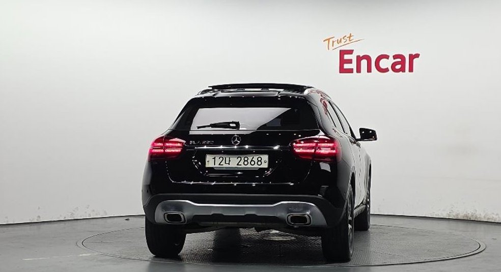 벤츠 GLA 클래스 GLA220 사진 4