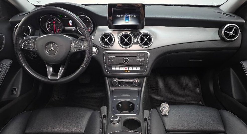 벤츠 GLA 클래스 GLA220 사진 7