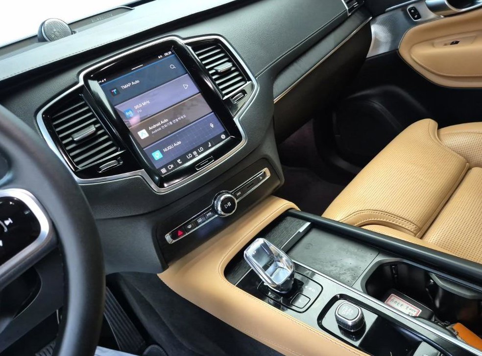 볼보 XC90 2.0 B6 AWD 사진 10