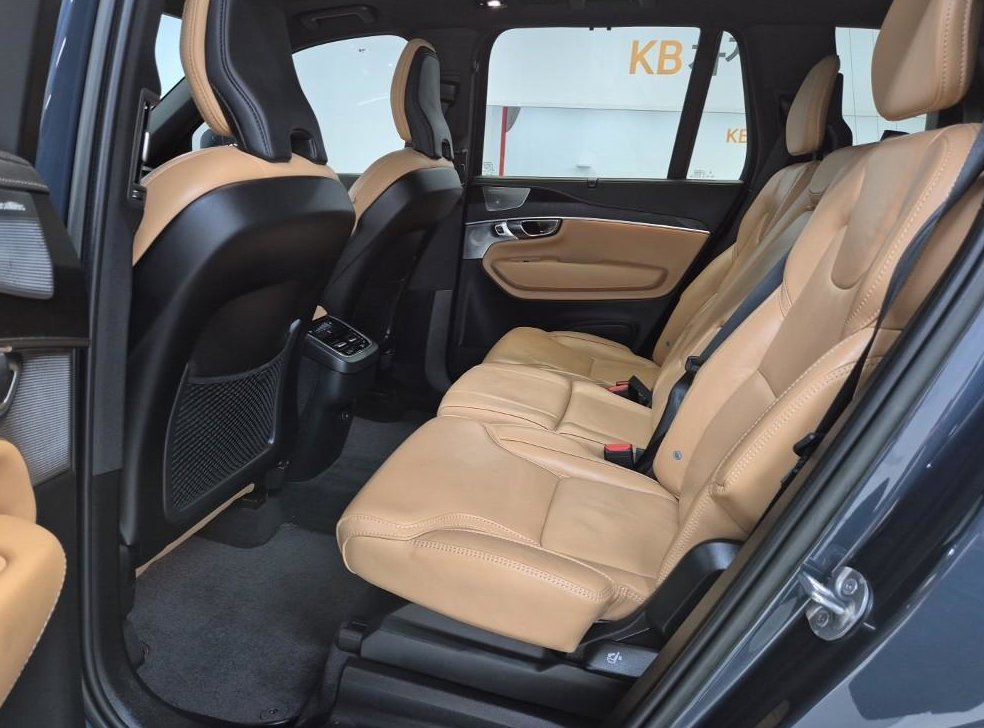 볼보 XC90 2.0 B6 AWD 사진 12