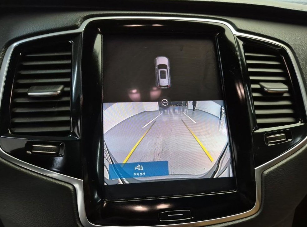 볼보 XC90 2.0 B6 AWD 사진 15