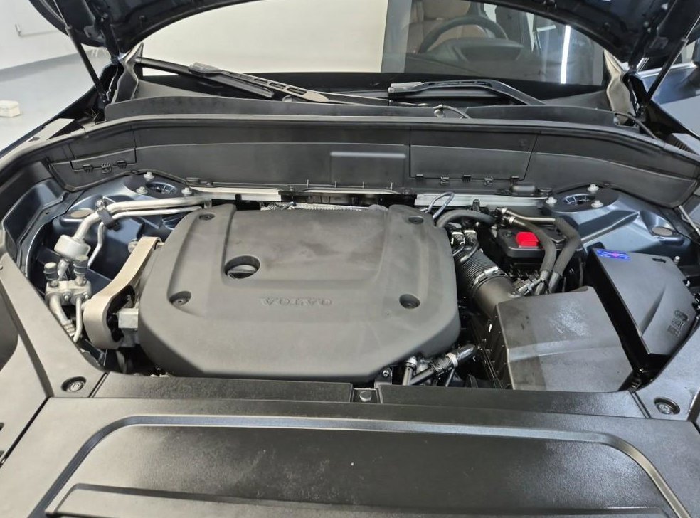 볼보 XC90 2.0 B6 AWD 사진 5