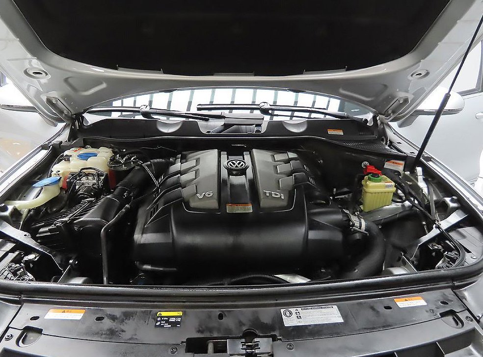 폭스바겐 투아렉 V6 3.0 TDI 블루모션 사진 8