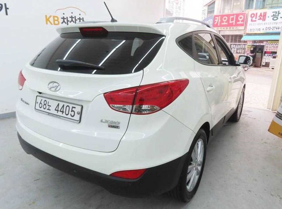 현대 투싼 2WD VGT LX20 사진 3
