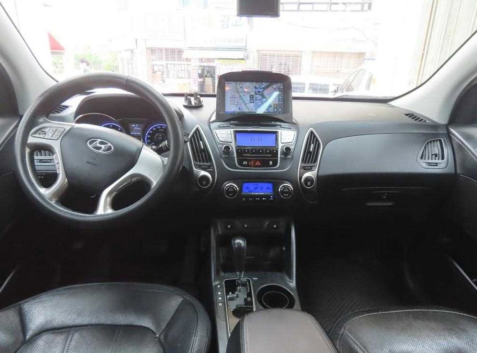 현대 투싼 2WD VGT LX20 사진 7