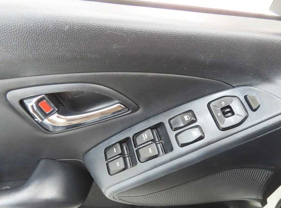현대 투싼 2WD VGT LX20 사진 9