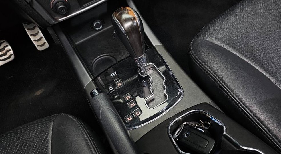 KG모빌리티(쌍용)  코란도 4WD 2.2 익스트림 사진 12