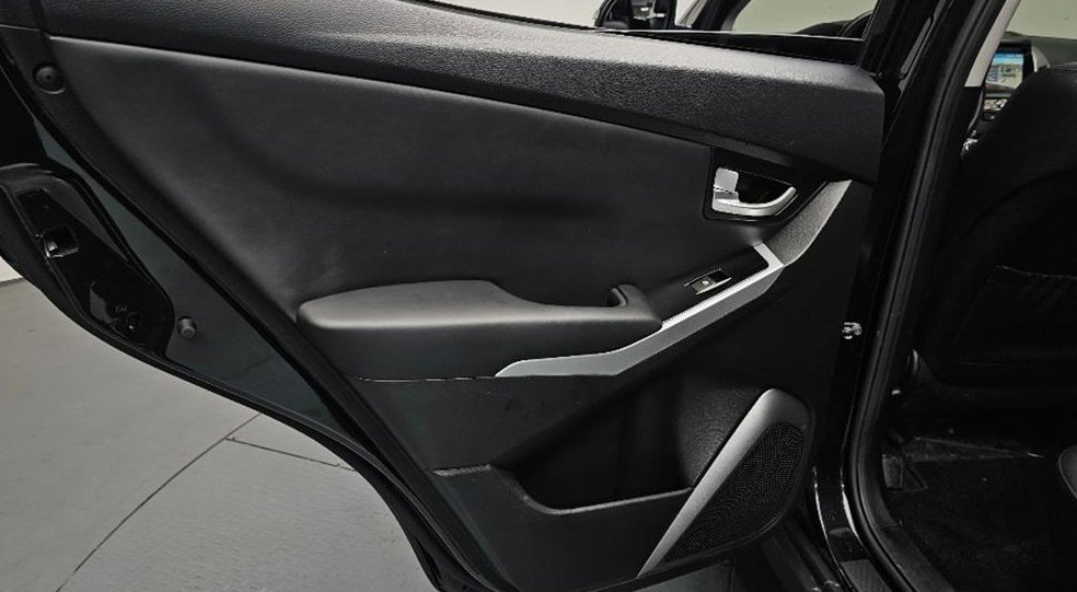 KG모빌리티(쌍용)  코란도 4WD 2.2 익스트림 사진 14