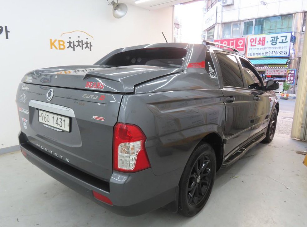 KG모빌리티(쌍용)  코란도 디젤 4WD 익스트림 사진 3