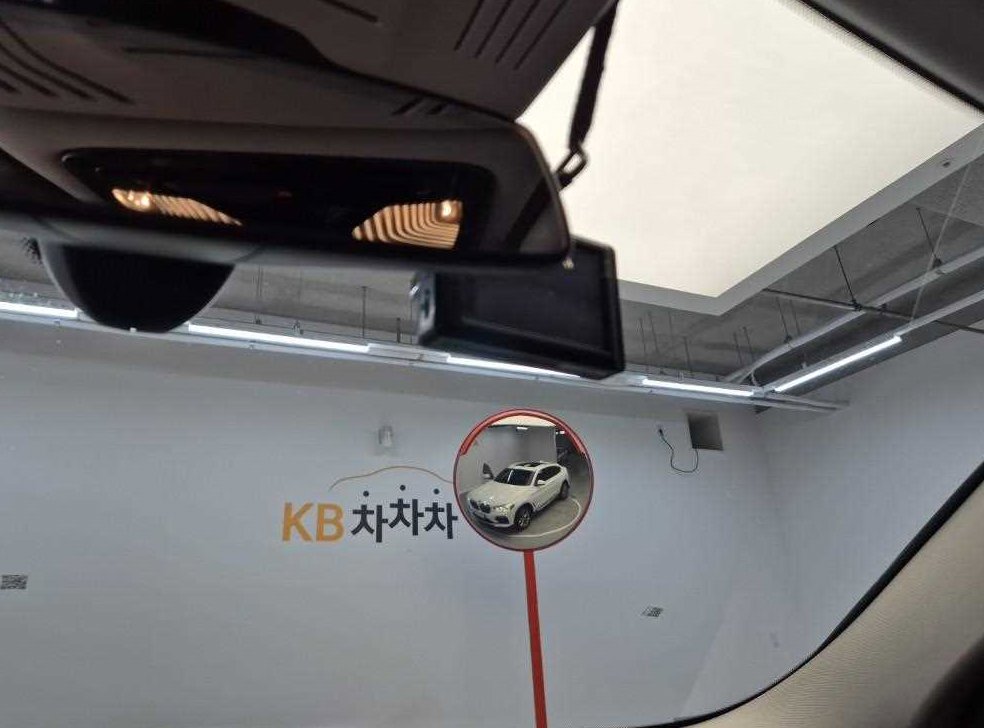 BMW X4 xDrive 20d xLine 사진 18