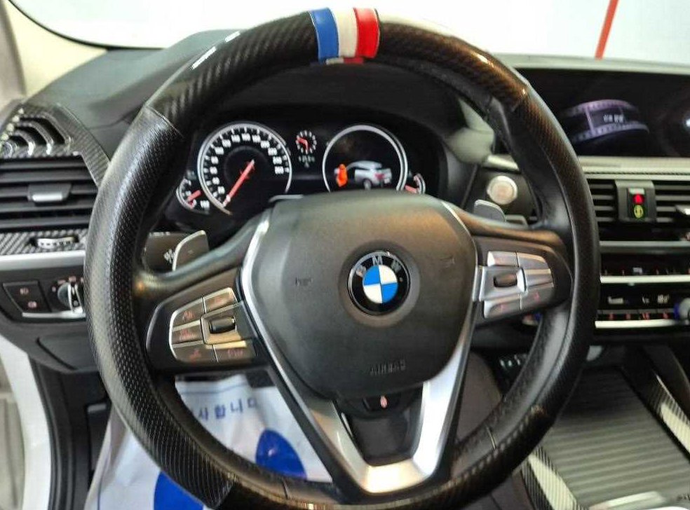 BMW X4 xDrive 20d xLine 사진 9