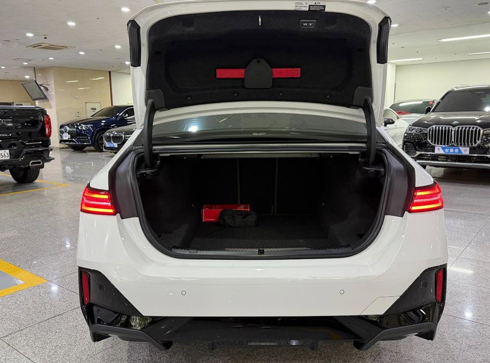 BMW 5시리즈 523d 사진 19