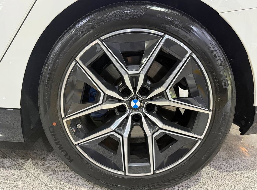BMW 5시리즈 523d 사진 20