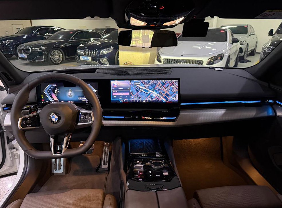 BMW 5시리즈 523d 사진 8
