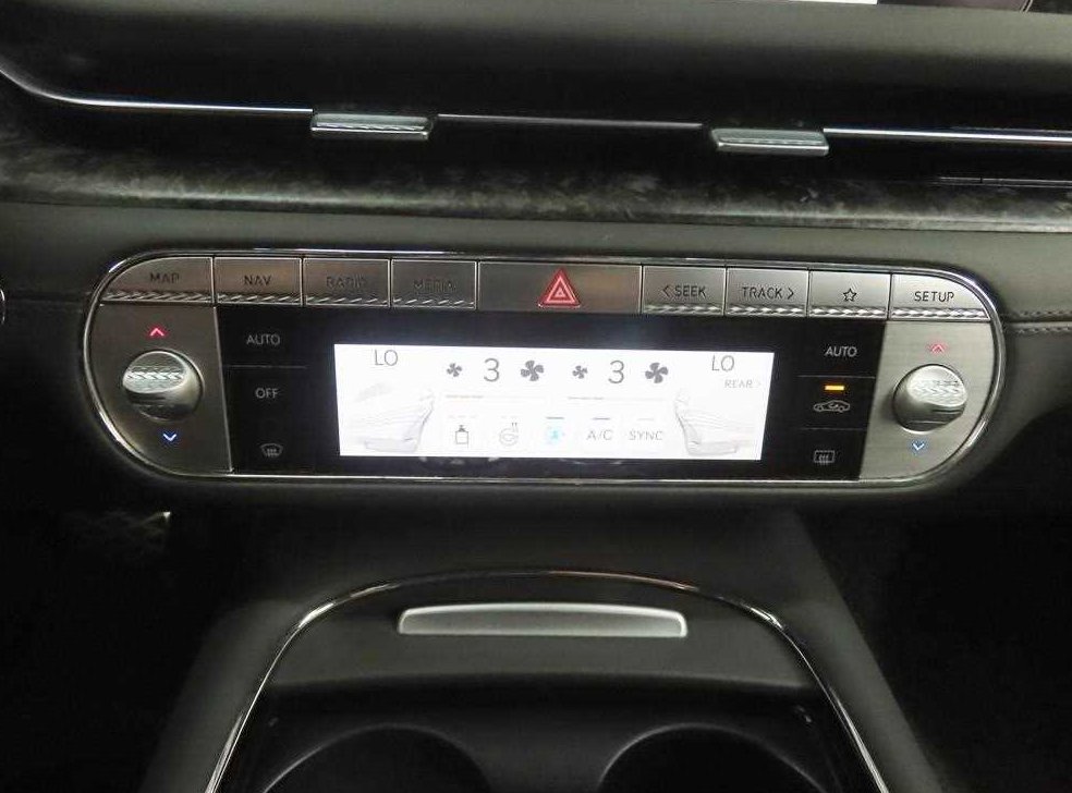 제네시스 G90 3.5T GDI AWD 사진 11