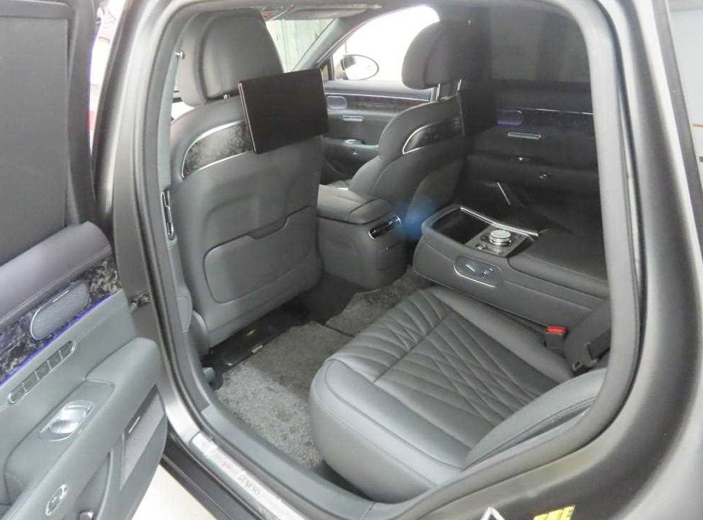 제네시스 G90 3.5T GDI AWD 사진 6