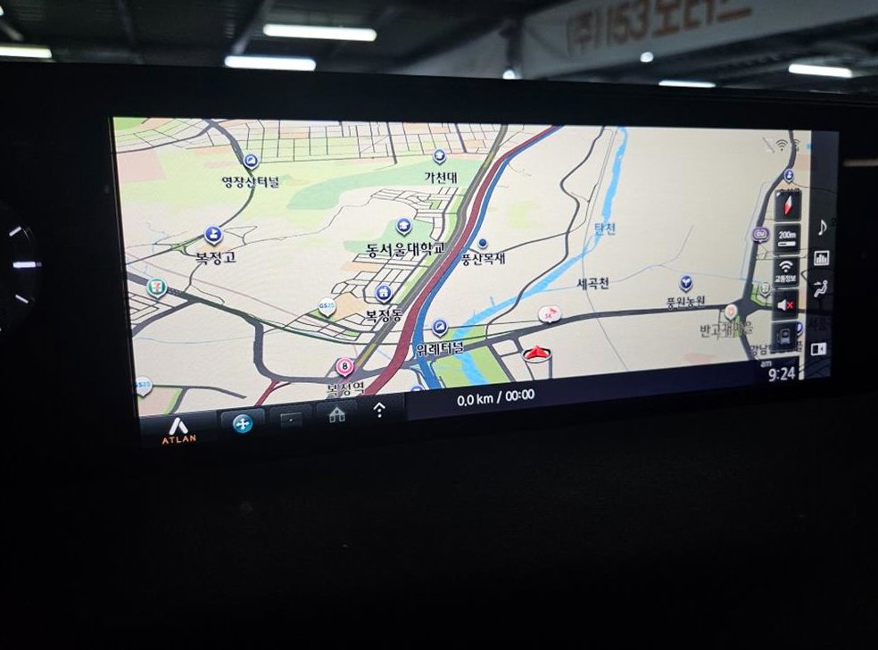 렉서스 UX 2.0 AWD 사진 9