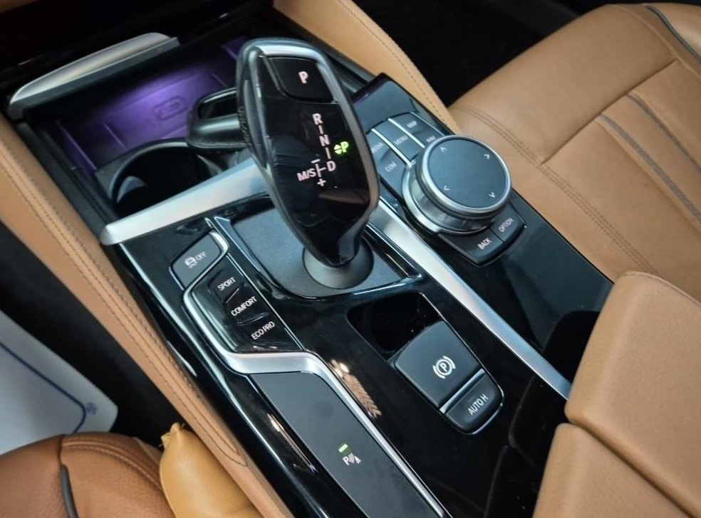 BMW 5시리즈 520i 럭셔리 사진 11
