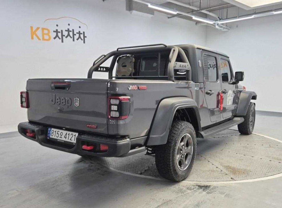 지프 글래디에이터 3.6 루비콘 4WD 사진 3
