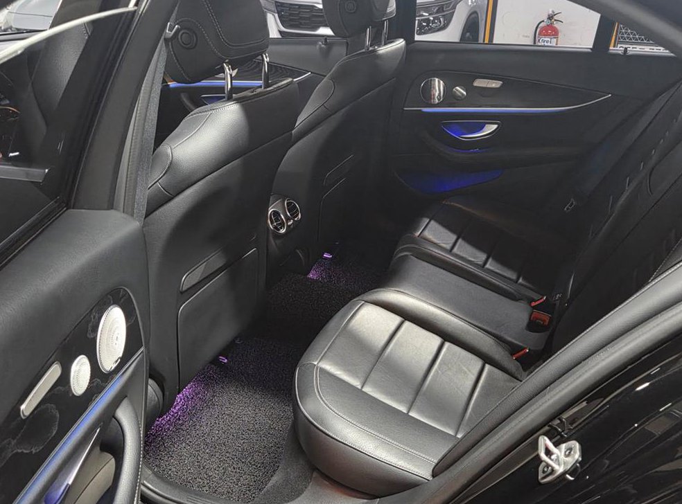 벤츠 E 클래스 E300 4MATIC 아방가르드 사진 15