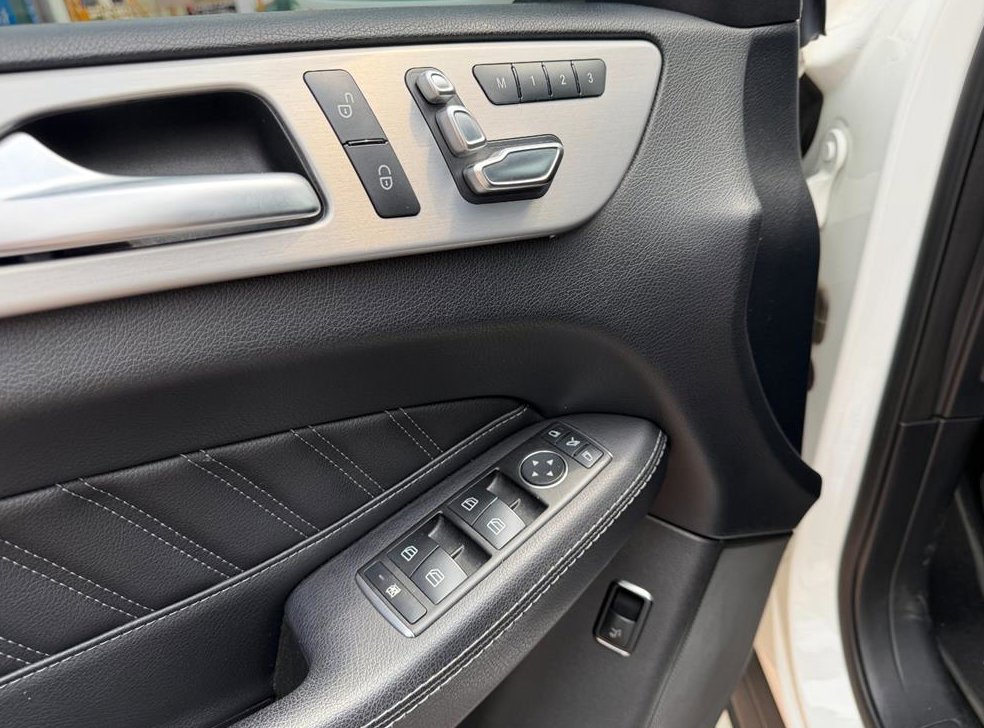 벤츠 GLE 클래스 GLE 350 d 4MATIC 쿠페 사진 10