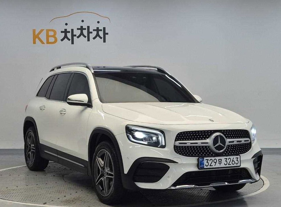 벤츠 GLB 클래스 GLB 250 4MATIC 사진 4