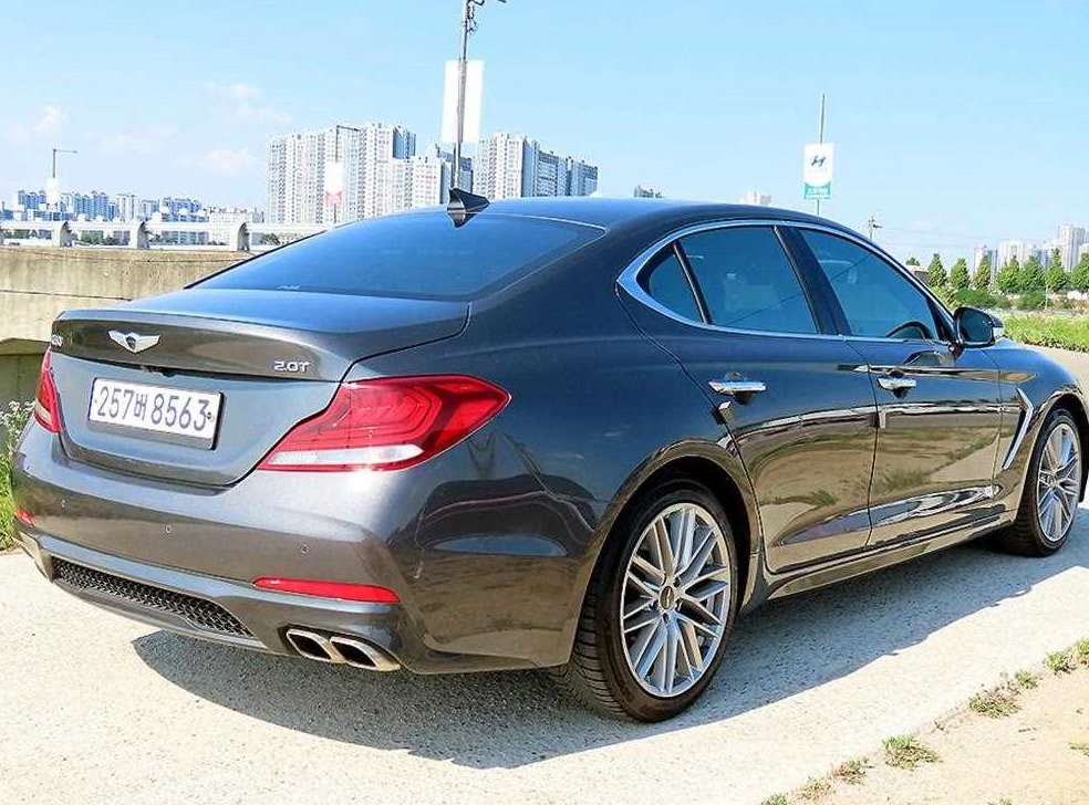 제네시스 G70 2.0T 사진 3