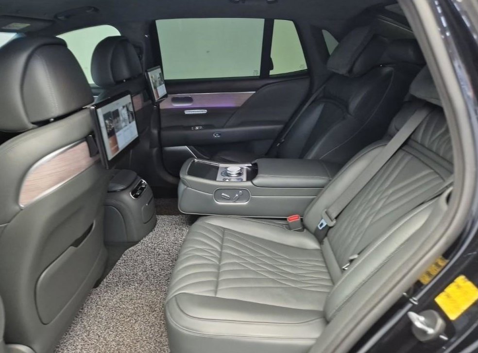 제네시스 G90 3.5T GDI AWD 사진 12