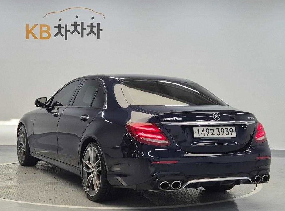 벤츠 E 클래스 E53 AMG 4MATIC+ 사진 2