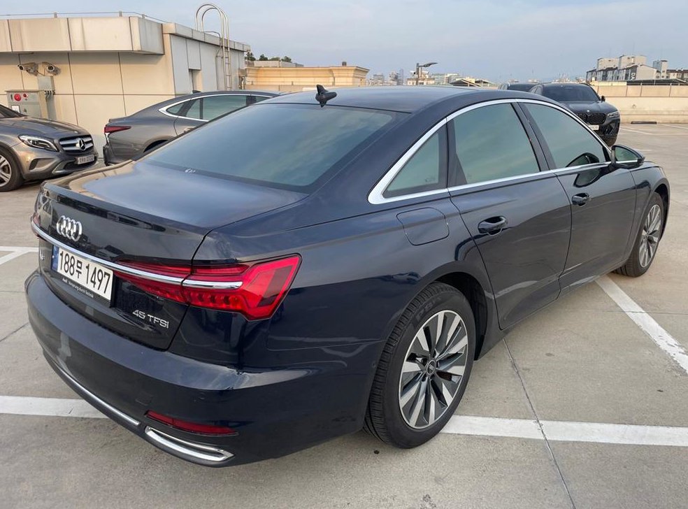 아우디 A6 45 TFSI 프리미엄 사진 5