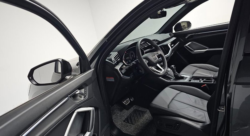 아우디 Q3 35 TDI 프리미엄 사진 10