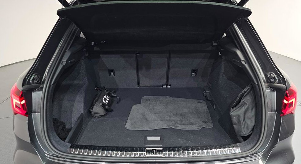 아우디 Q3 35 TDI 프리미엄 사진 18