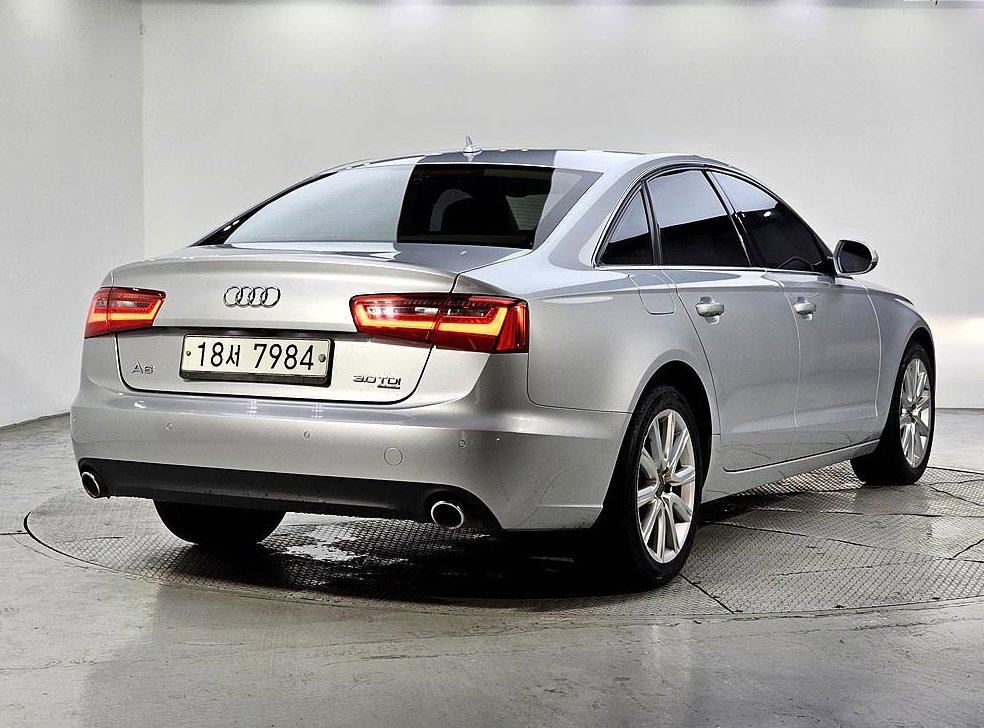 아우디 A6 3.0 TDI 콰트로 사진 4