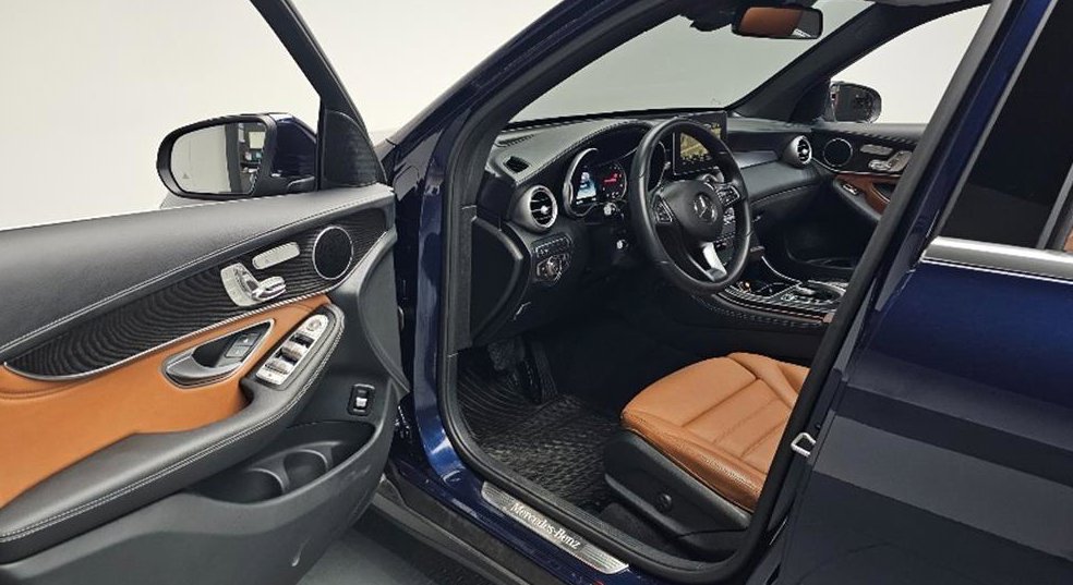 벤츠 GLC 클래스 GLC 220 d 4MATIC 사진 11