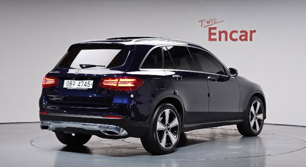 벤츠 GLC 클래스 GLC 220 d 4MATIC 사진 2