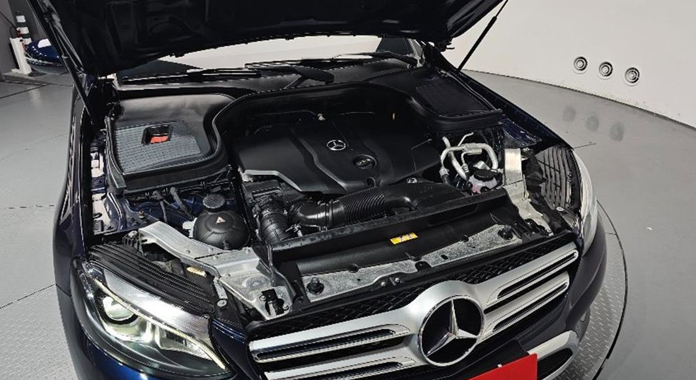 벤츠 GLC 클래스 GLC 220 d 4MATIC 사진 6