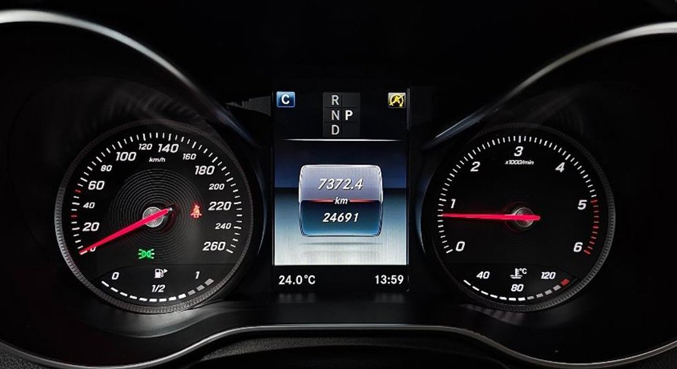 벤츠 GLC 클래스 GLC 220 d 4MATIC 사진 8