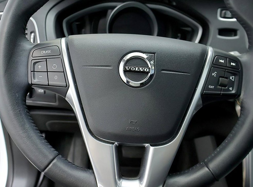 볼보 V40 D3 사진 14