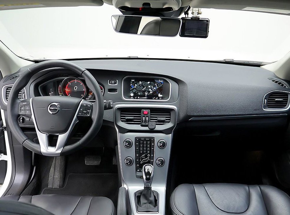 볼보 V40 D3 사진 5
