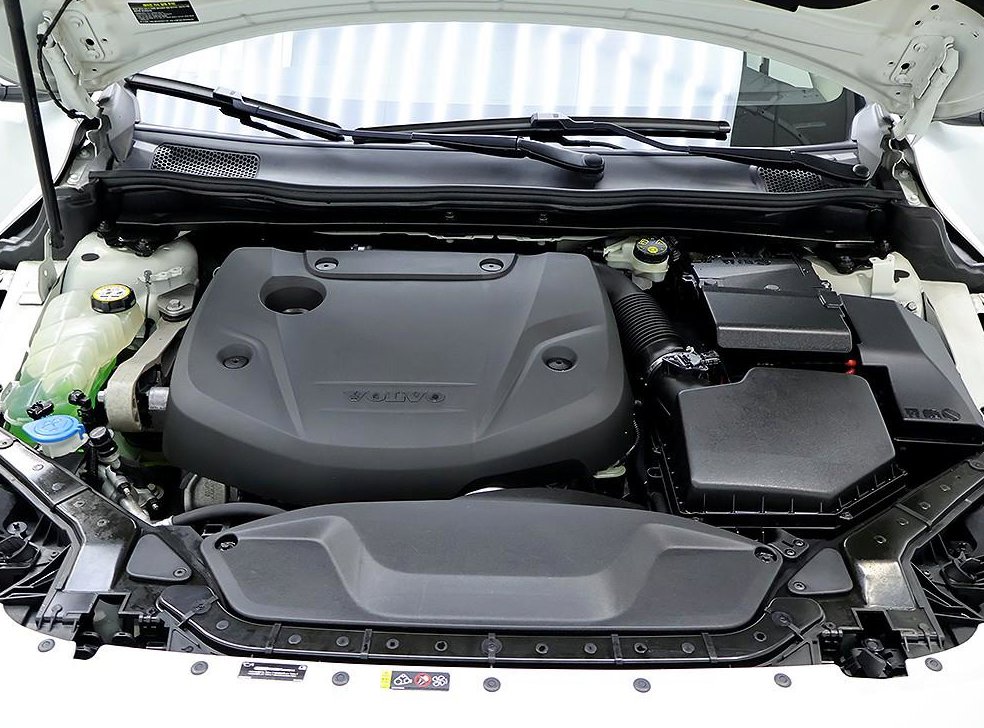 볼보 V40 D3 사진 7