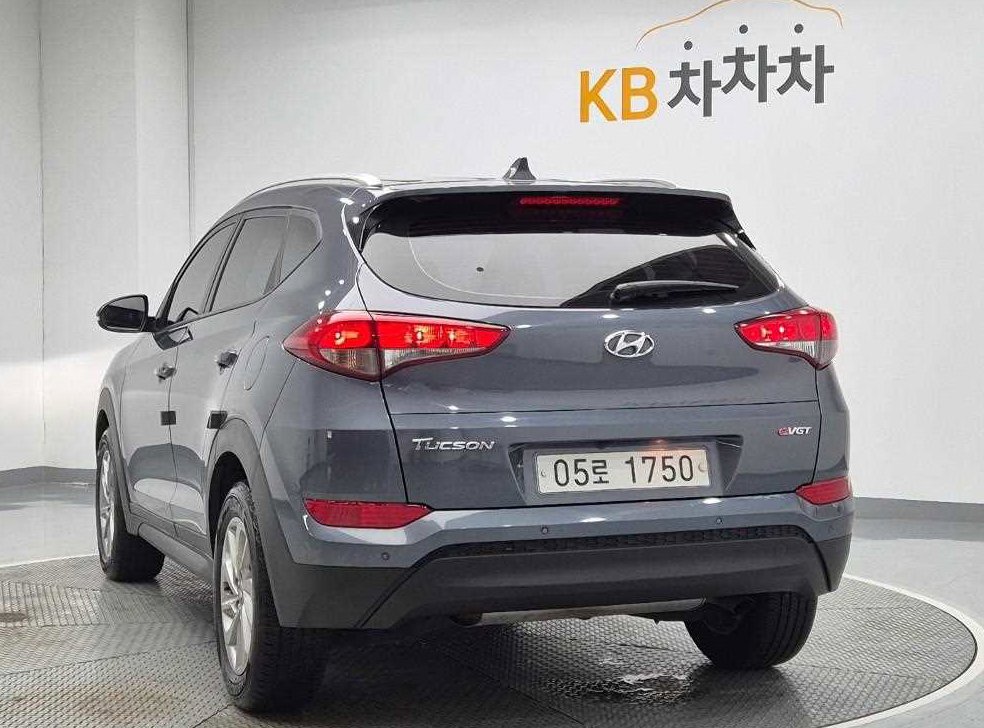 현대 투싼 디젤 1.7 2WD 사진 2