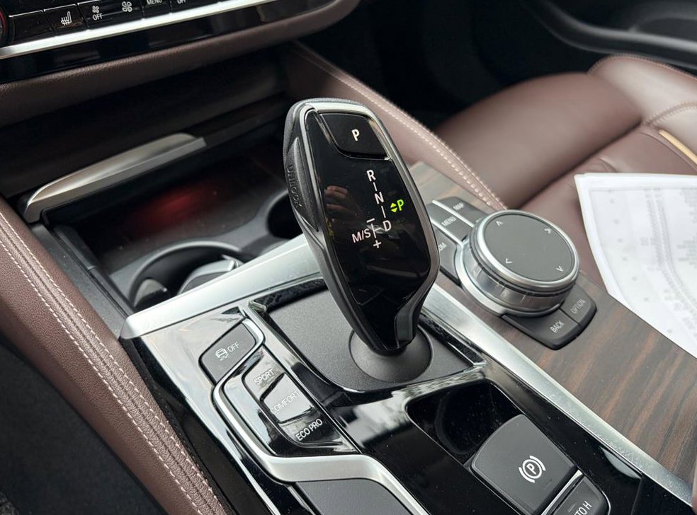 BMW 5시리즈 520i 럭셔리 사진 10