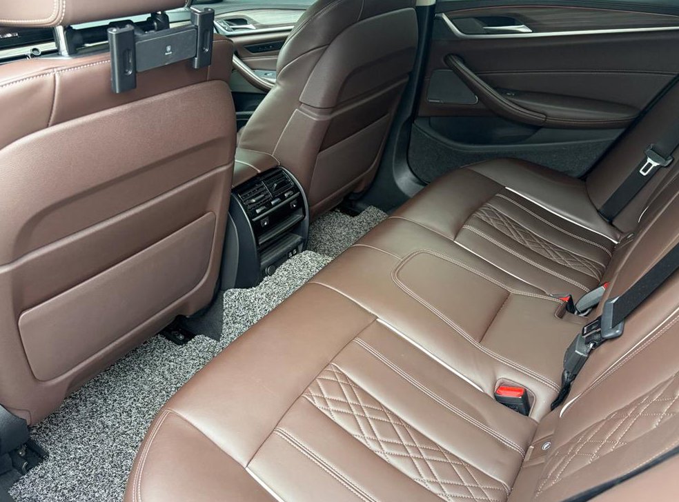BMW 5시리즈 520i 럭셔리 사진 12
