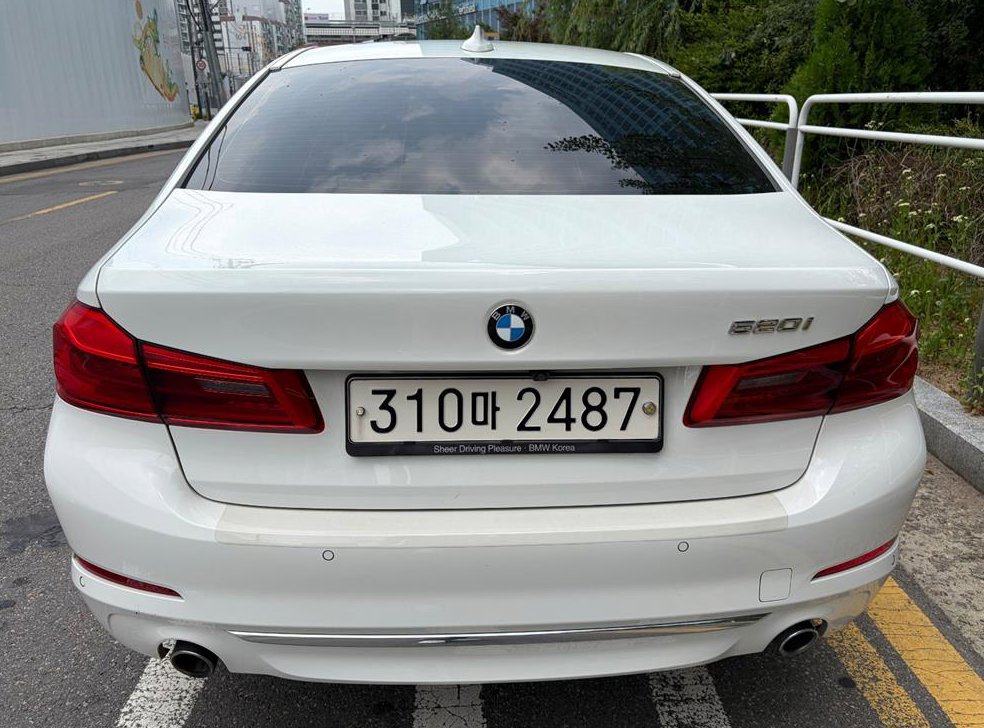 BMW 5시리즈 520i 럭셔리 사진 5